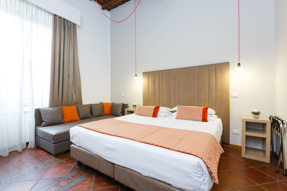 Отель Town House Campo De Fiori Рим Экстерьер фото